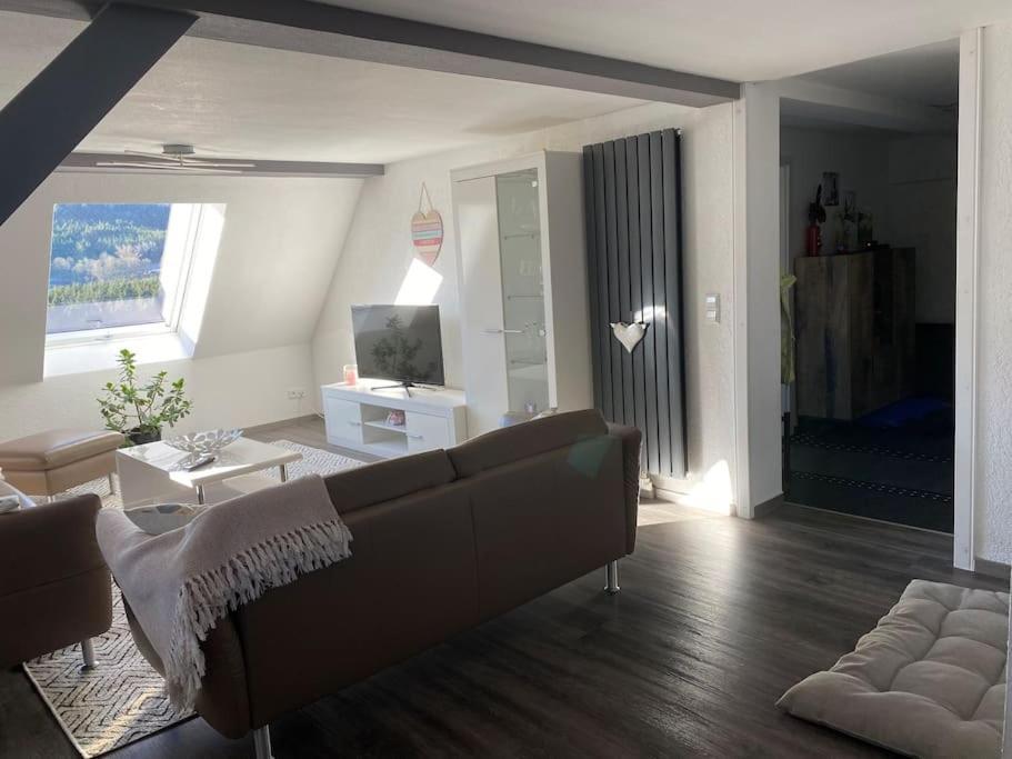 Loft Wohnung Mit Toller Aussicht Messstetten Eksteriør billede