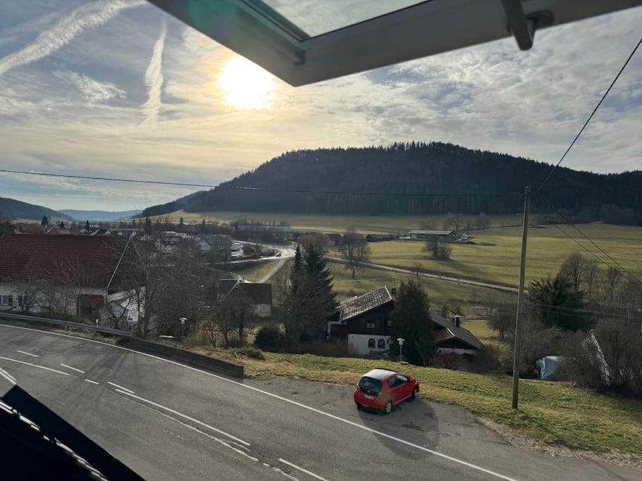 Loft Wohnung Mit Toller Aussicht Messstetten Eksteriør billede